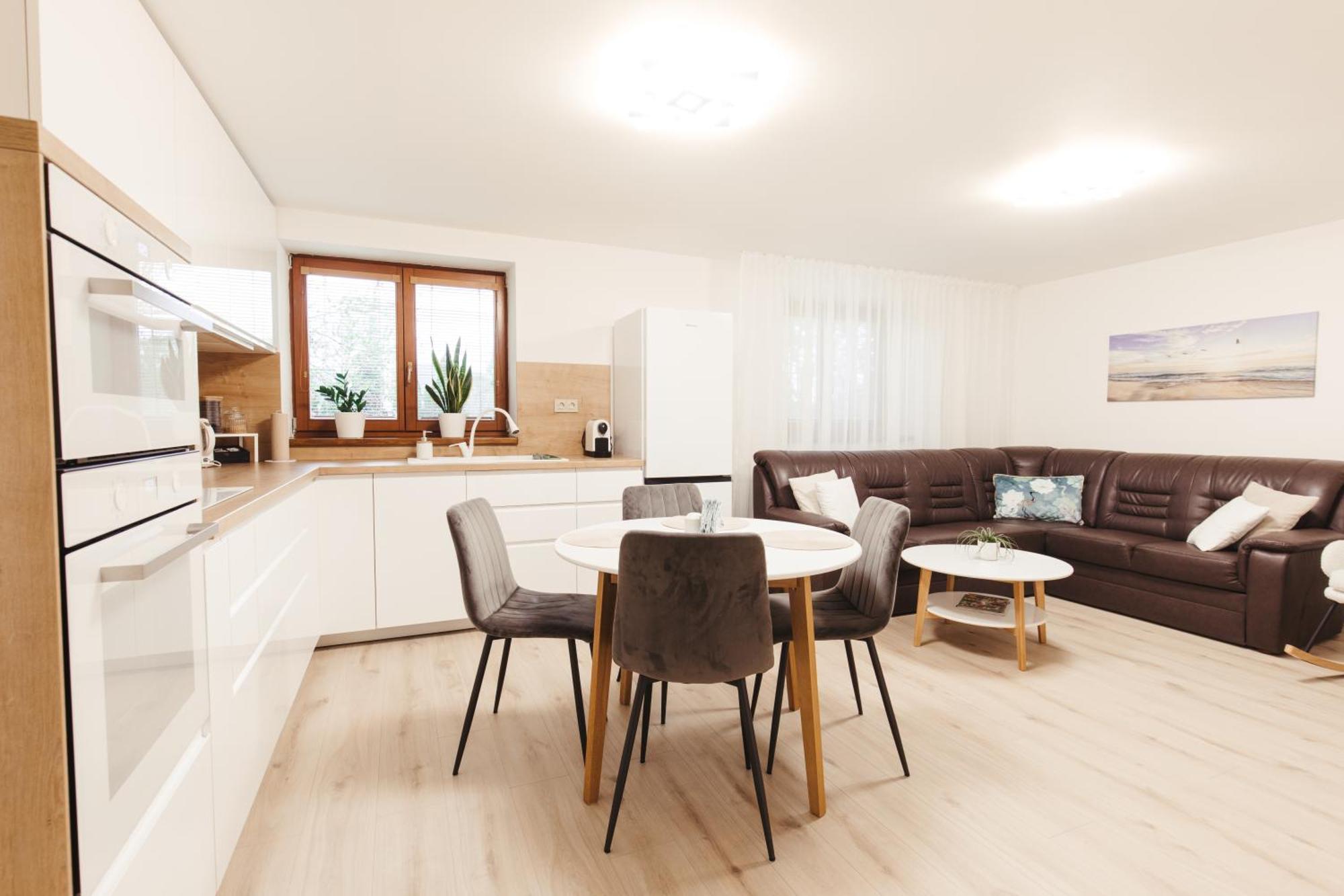 Moderny Byt V Najlepsej Lokalite Nitra Ngoại thất bức ảnh
